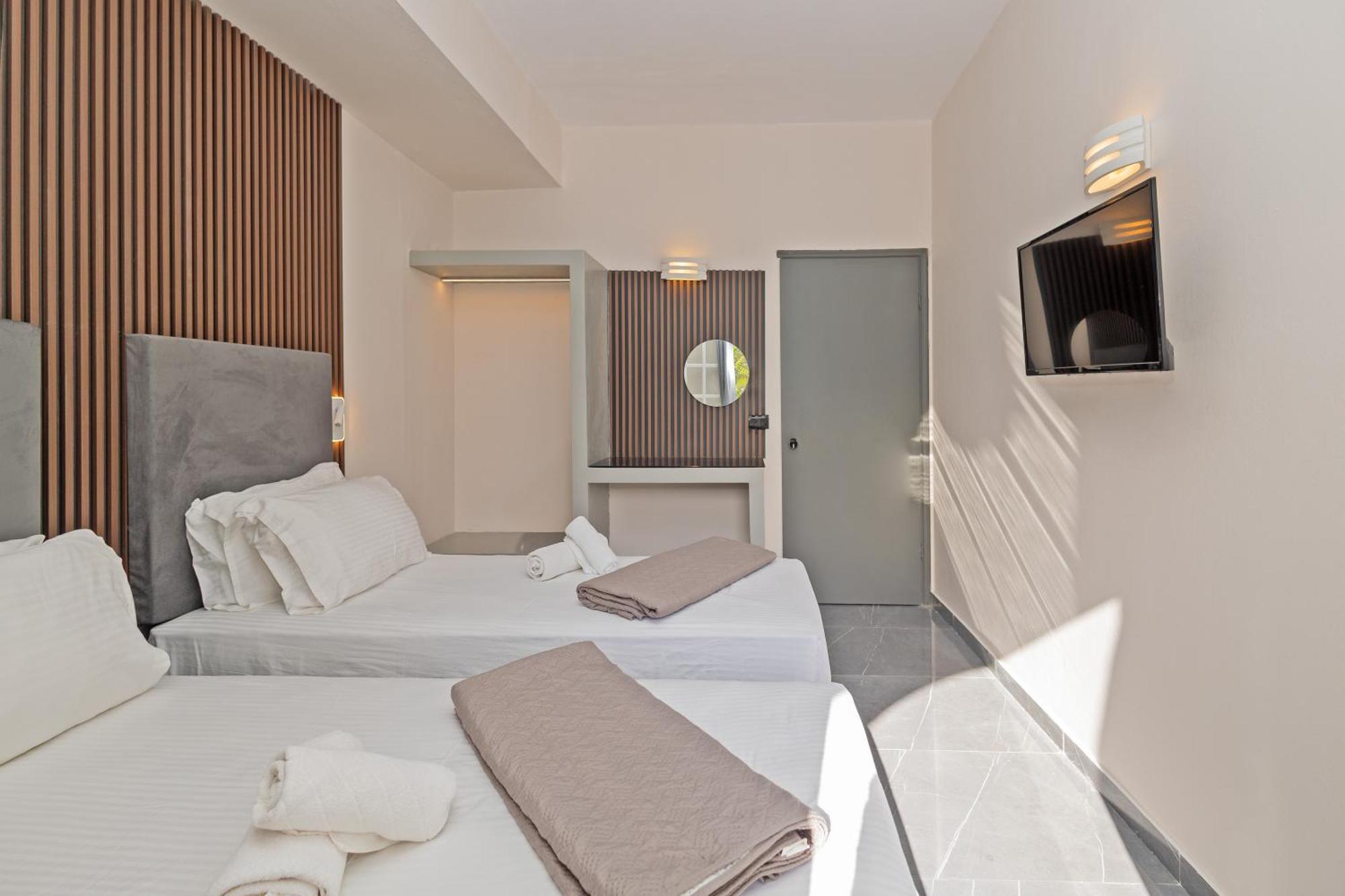 Pelithea Family Aparthotel Ipsos Bagian luar foto
